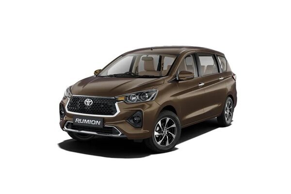 Toyota Rumion  modern MPV